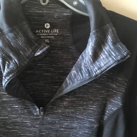 Active Life Pullover - Picture 2 of 4